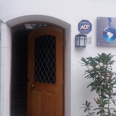 Trotamundos Hostal Santiago de Chile Exterior foto